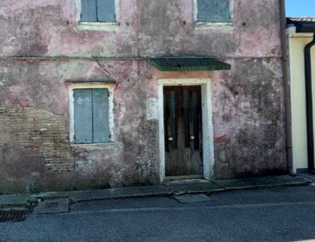 casa indipendente in vendita a Cavarzere