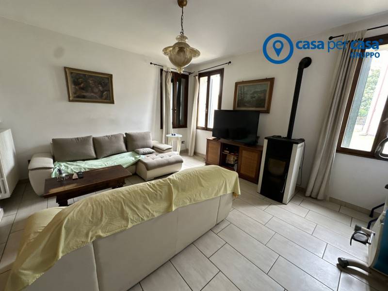 casa indipendente in vendita a Cavarzere