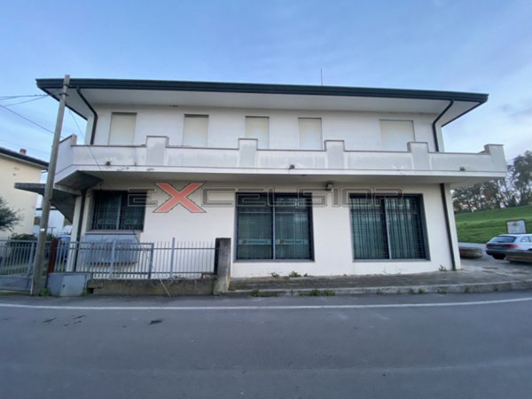 appartamento in vendita a Cavarzere in zona Boscochiaro