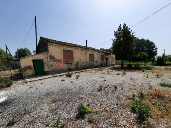 casa indipendente in vendita a Cavarzere