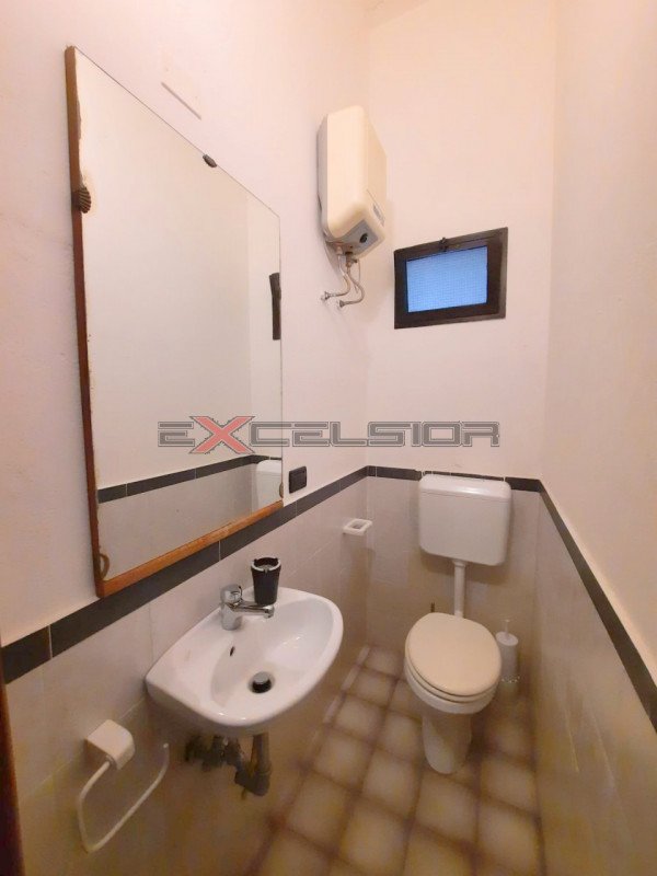 negozio in vendita a Cavarzere