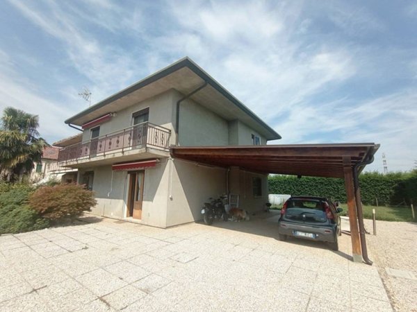casa indipendente in vendita a Cavarzere