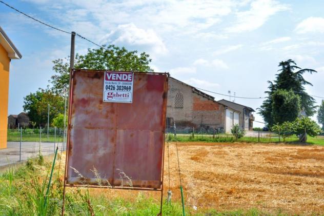 terreno edificabile in vendita a Cavarzere in zona Villaggio Busonera