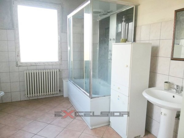 casa indipendente in vendita a Cavarzere