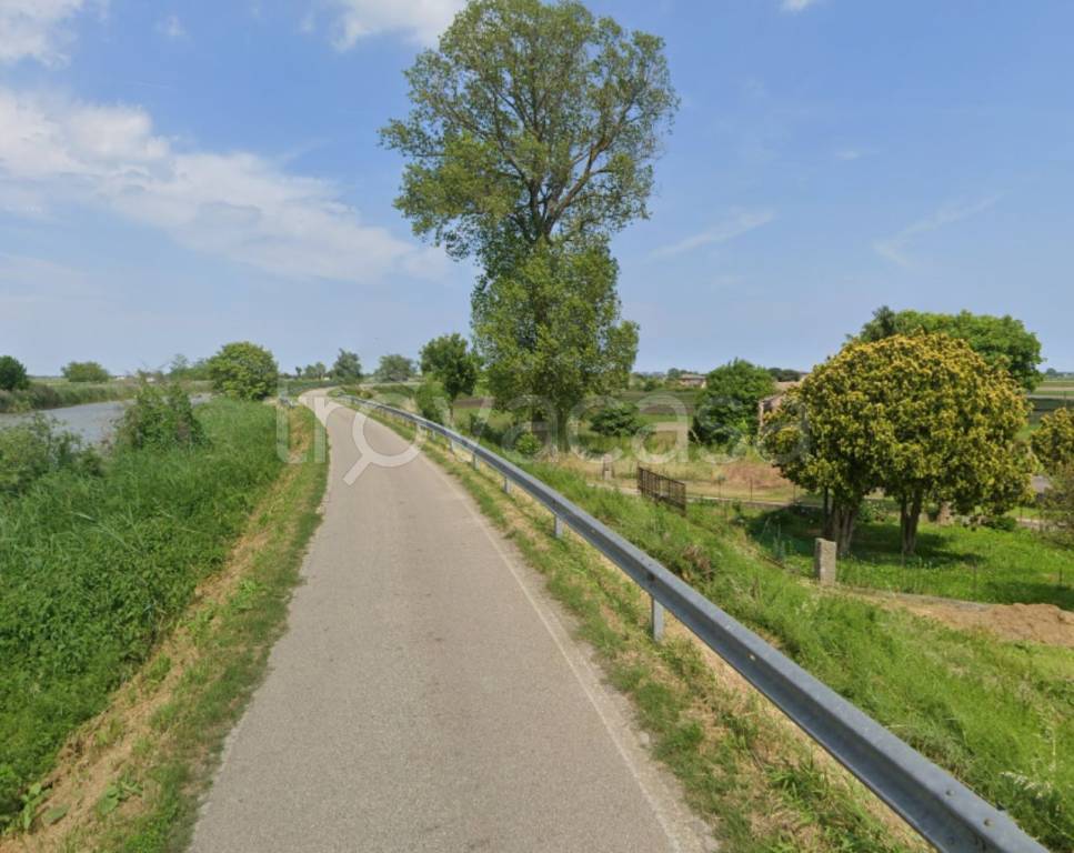 casa indipendente in vendita a Cavarzere