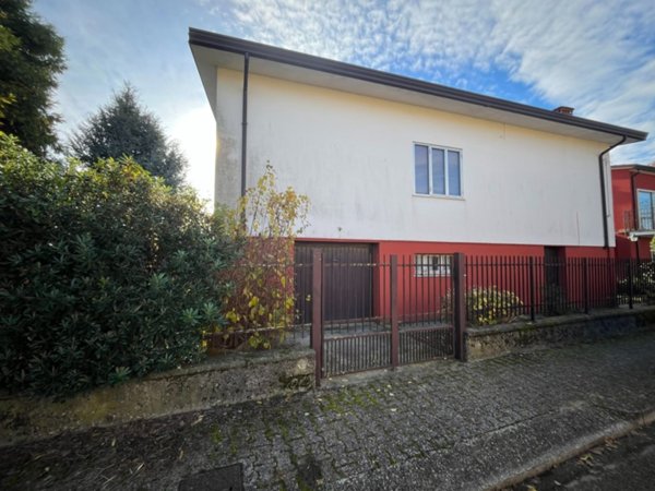 casa indipendente in vendita a Cavarzere