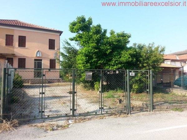 casa indipendente in vendita a Cavarzere in zona Rottanova