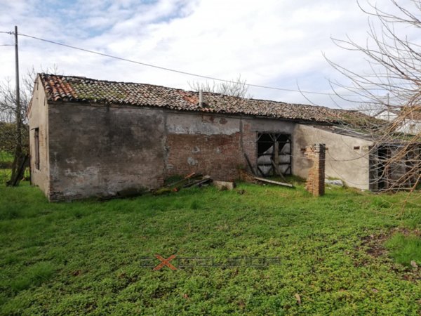 casale in vendita a Cavarzere in zona San Pietro