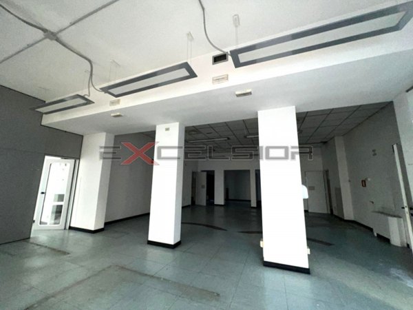 locale commerciale in vendita a Cavarzere