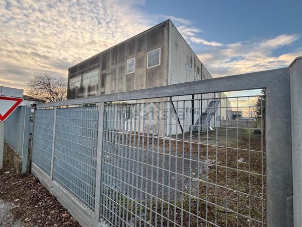 locale di sgombero in vendita a Cavarzere