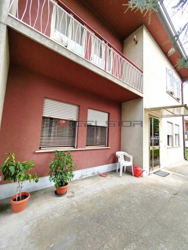 casa indipendente in vendita a Cavarzere