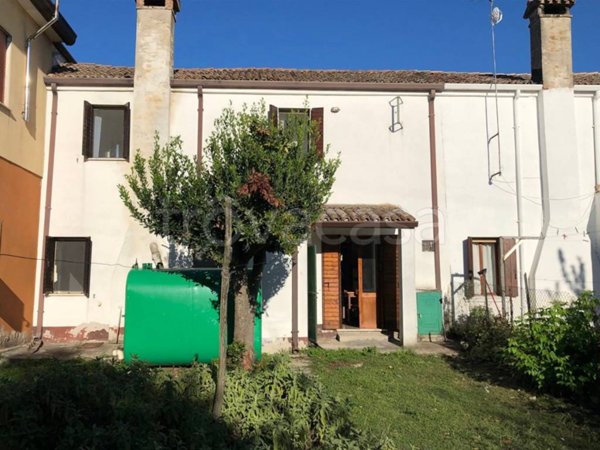 casa indipendente in vendita a Cavarzere