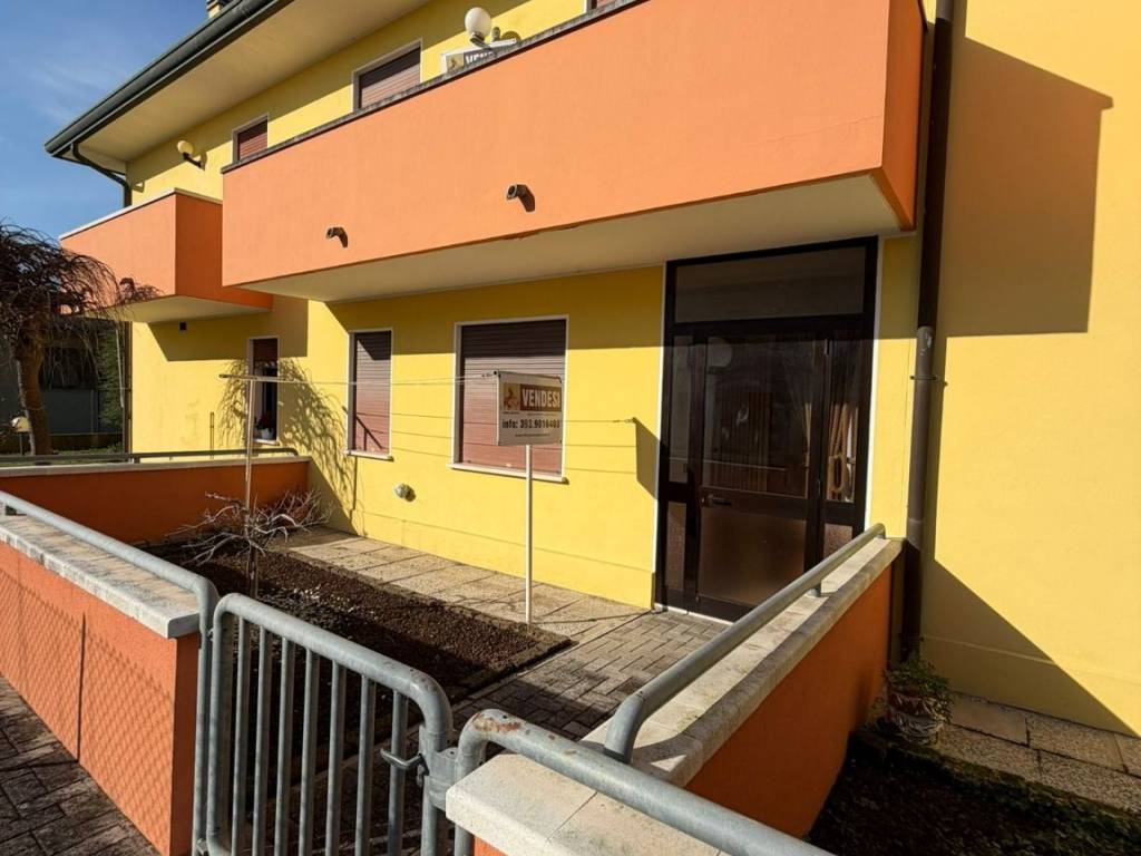 casa indipendente in vendita a Cavarzere