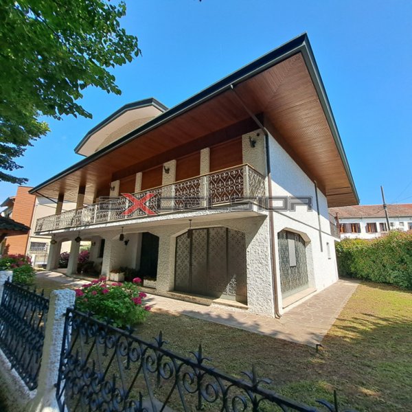 casa indipendente in vendita a Cavarzere
