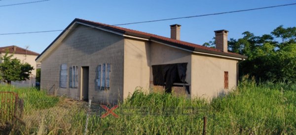 casa indipendente in vendita a Cavarzere