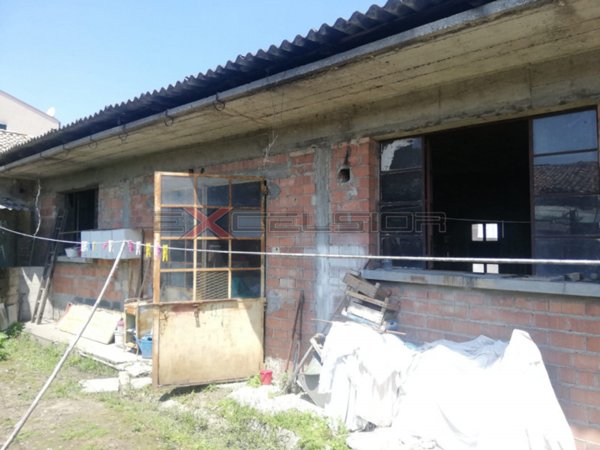 locale di sgombero in vendita a Cavarzere