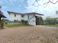 casa indipendente in vendita a Cavarzere
