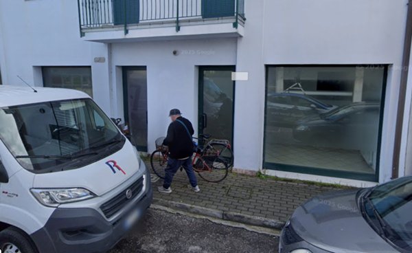 negozio in vendita a Cavarzere in zona Boscochiaro