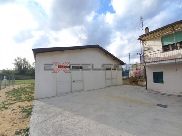 casa indipendente in vendita a Cavarzere