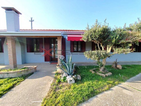casa indipendente in vendita a Cavarzere in zona Boscochiaro