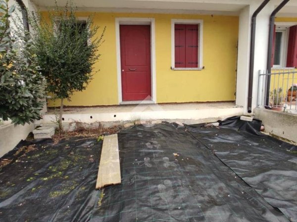 casa indipendente in vendita a Cavarzere