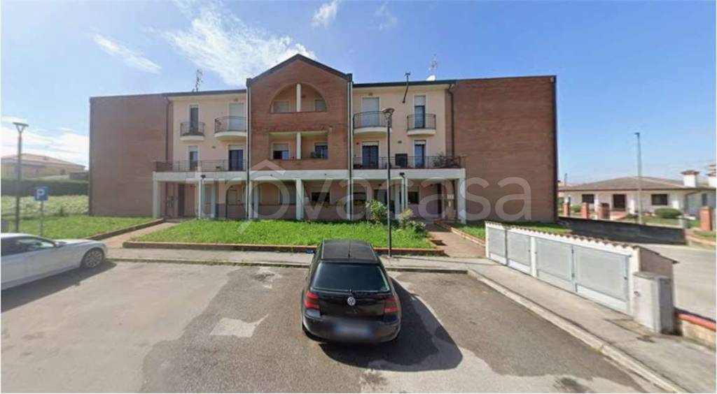 appartamento in vendita a Cavarzere in zona San Pietro