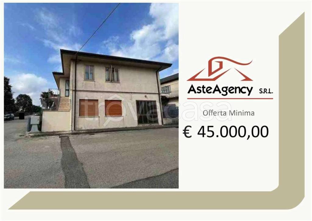 negozio in vendita a Cavarzere