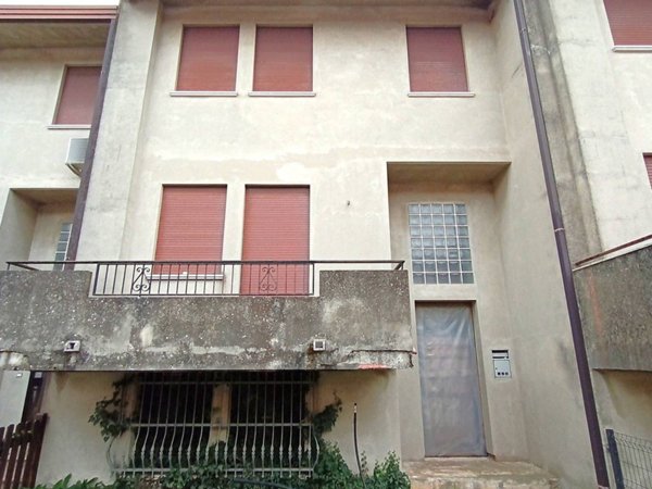 casa indipendente in vendita a Cavarzere in zona Boscochiaro