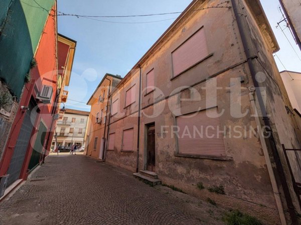 casa indipendente in vendita a Cavarzere