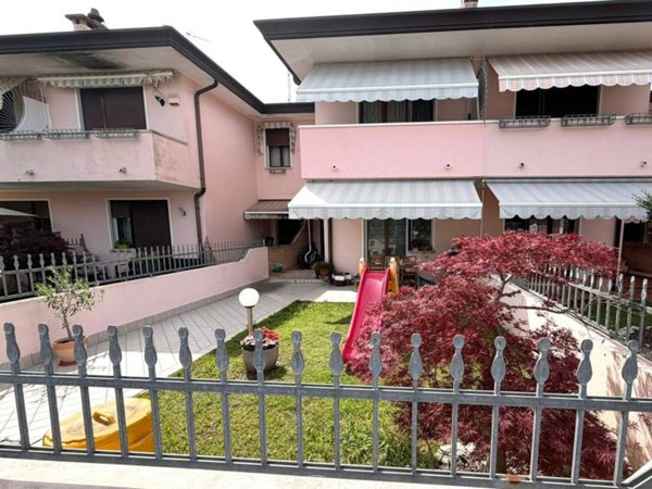 casa indipendente in vendita a Cavarzere
