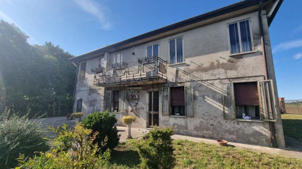 casa indipendente in vendita a Cavarzere
