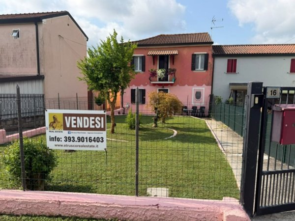 casa indipendente in vendita a Cavarzere