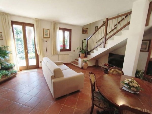 casa indipendente in vendita a Cavarzere in zona Boscochiaro