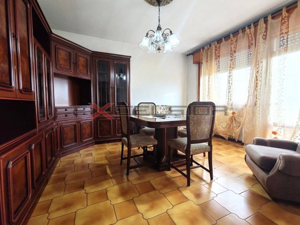 casa indipendente in vendita a Cavarzere
