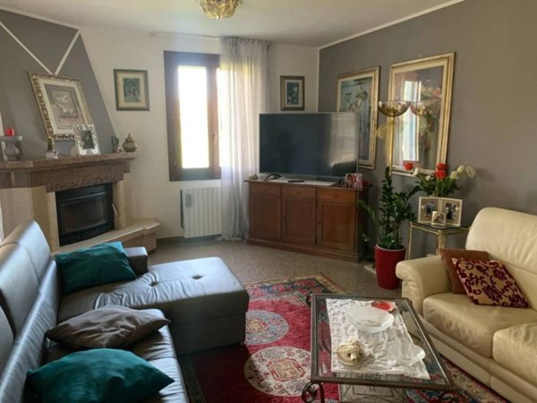 casa indipendente in vendita a Cavarzere