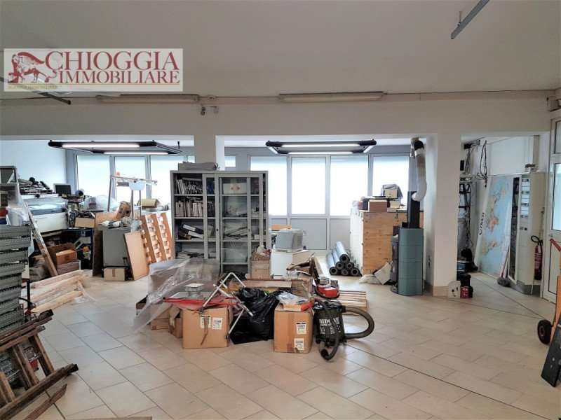 locale commerciale in vendita a Cavarzere in zona San Pietro