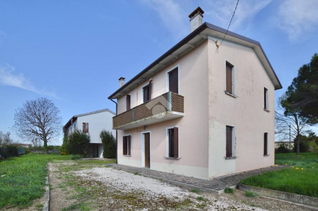 casa indipendente in vendita a Ceggia