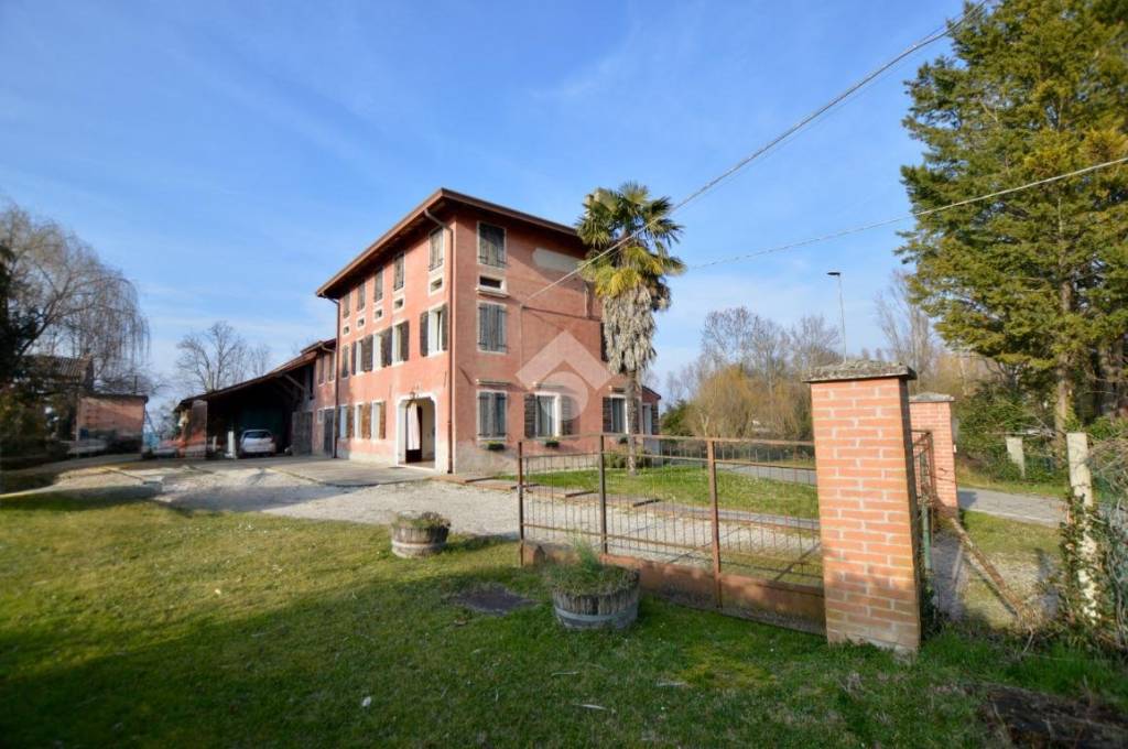 casa indipendente in vendita a Ceggia