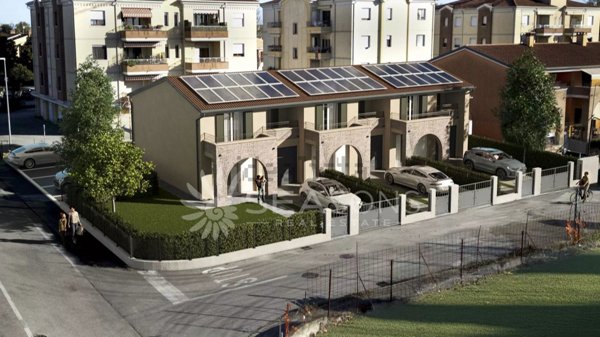 casa indipendente in vendita a Ceggia