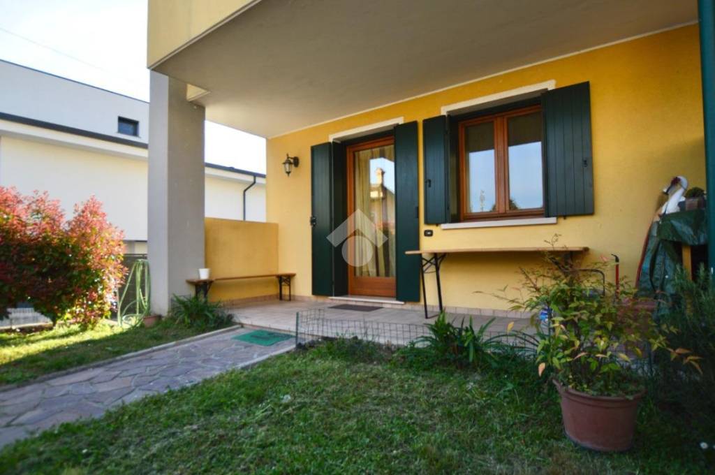 casa indipendente in vendita a Ceggia