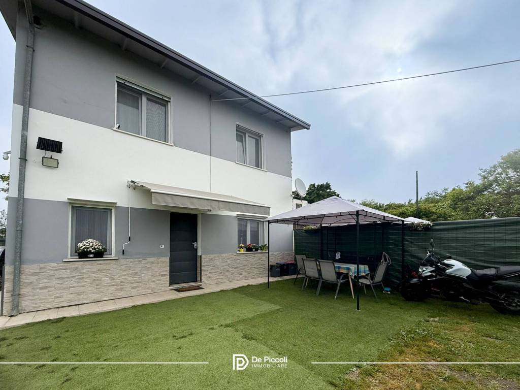 casa indipendente in vendita a Ceggia in zona Gainiga