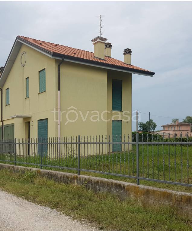 casa indipendente in vendita a Chioggia in zona Sant'Anna di Chioggia