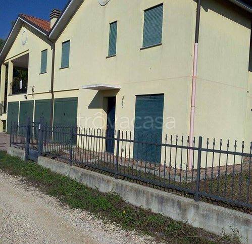 casa indipendente in vendita a Chioggia