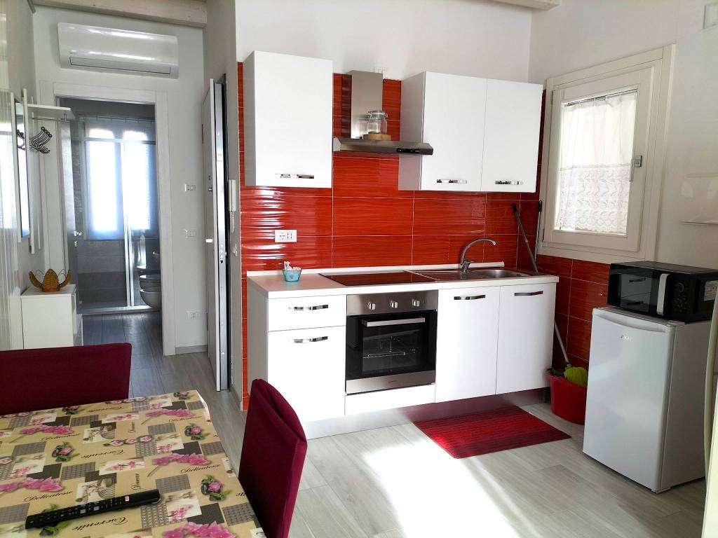 casa indipendente in vendita a Chioggia in zona Sottomarina