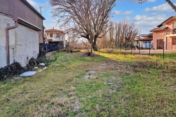 terreno edificabile in vendita a Chioggia in zona Sant'Anna di Chioggia
