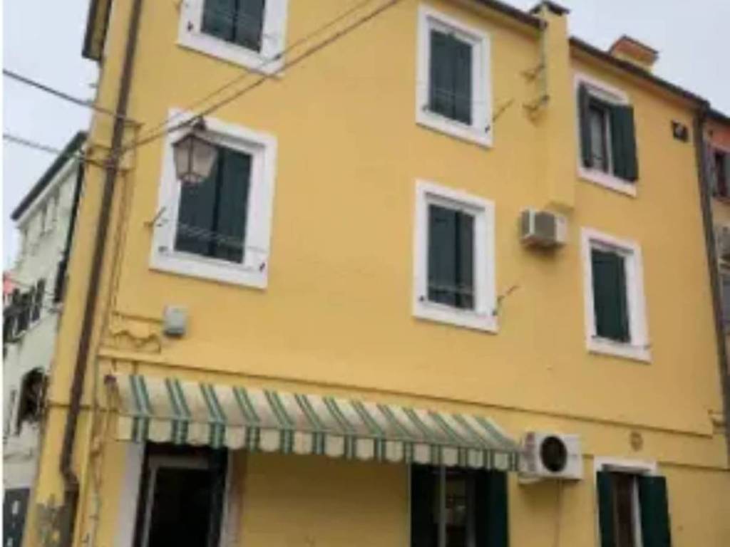casa indipendente in vendita a Chioggia in zona Sottomarina
