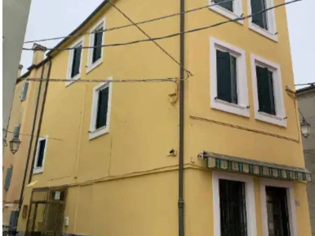 casa indipendente in vendita a Chioggia in zona Sottomarina