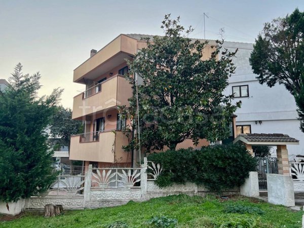 casa indipendente in vendita a Chioggia in zona Sottomarina
