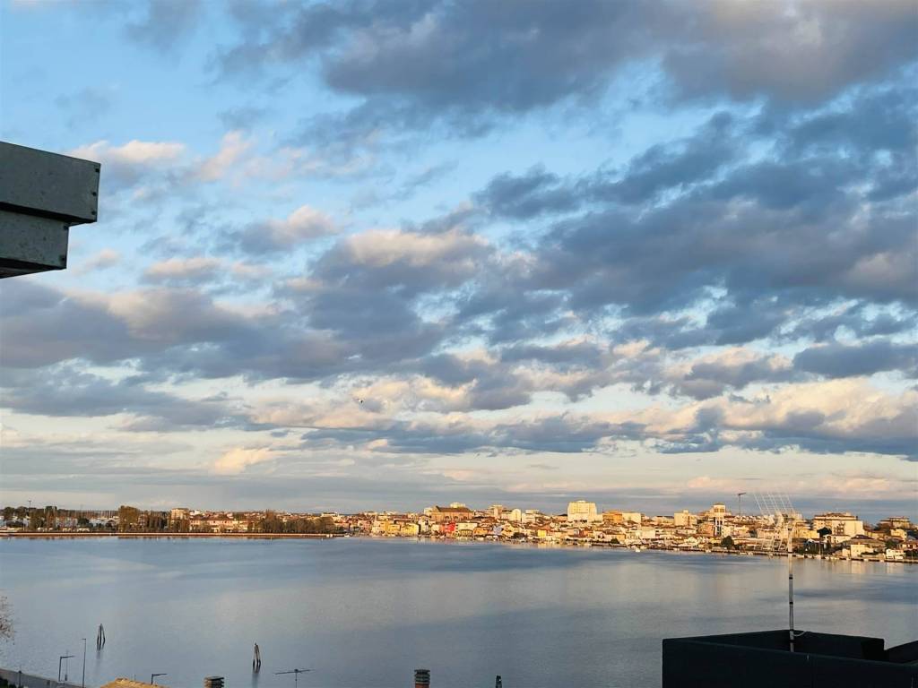 appartamento in vendita a Chioggia in zona Borgo San Giovanni