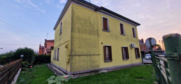 casa indipendente in vendita a Chioggia in zona Cavanella d'Adige